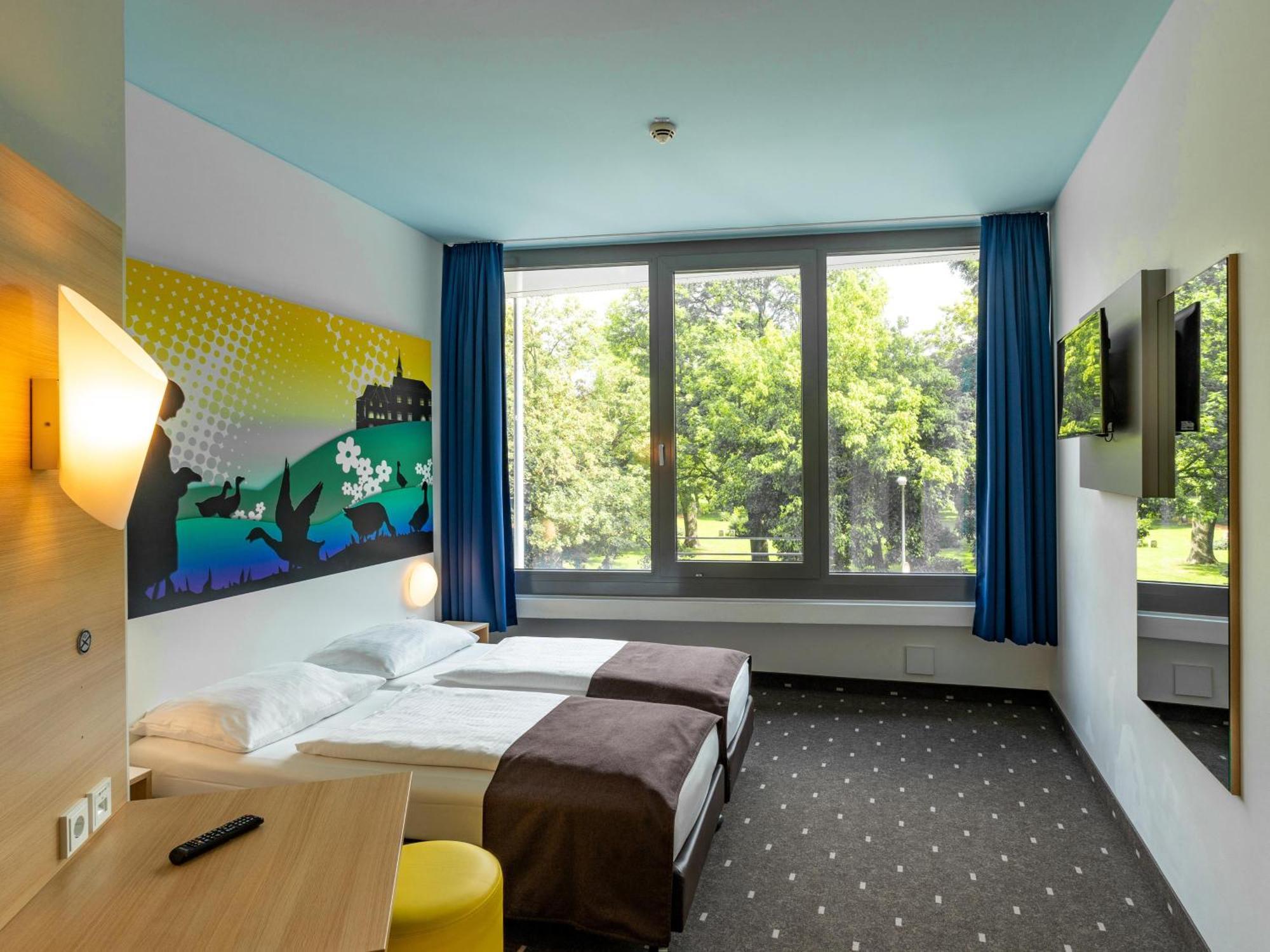 B&B Hotel Goettingen-City エクステリア 写真
