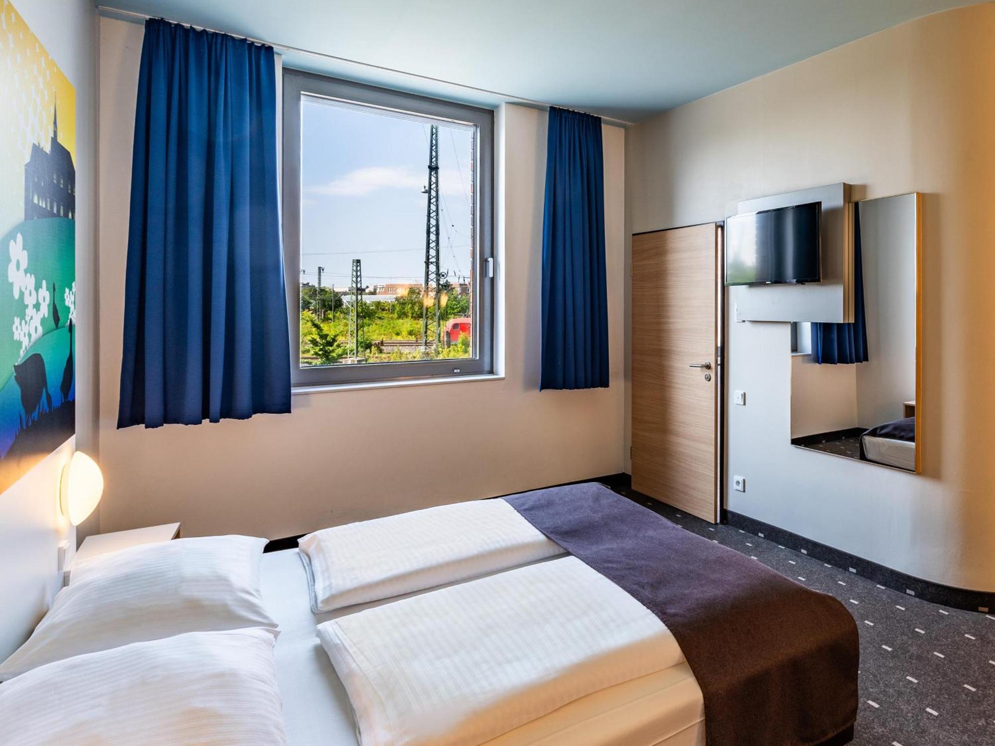 B&B Hotel Goettingen-City エクステリア 写真